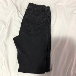 Black skinny jeans, size 5. stretchy, no holes